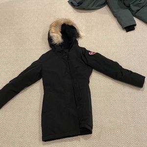 Womens Canada Goose parka. Size is S/P. Color is black